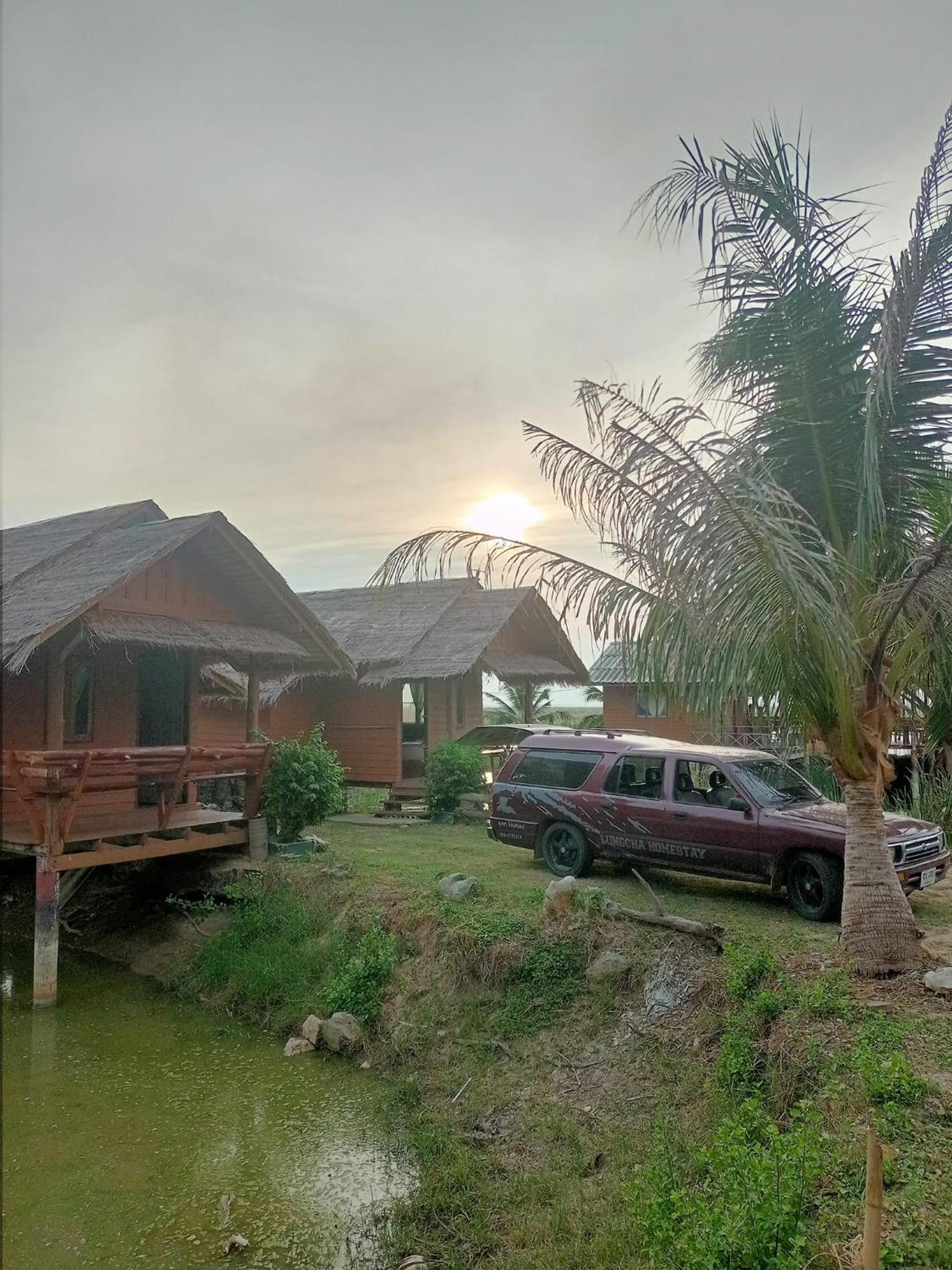 Lungcha Homestay Sam Roi Yot Exterior foto